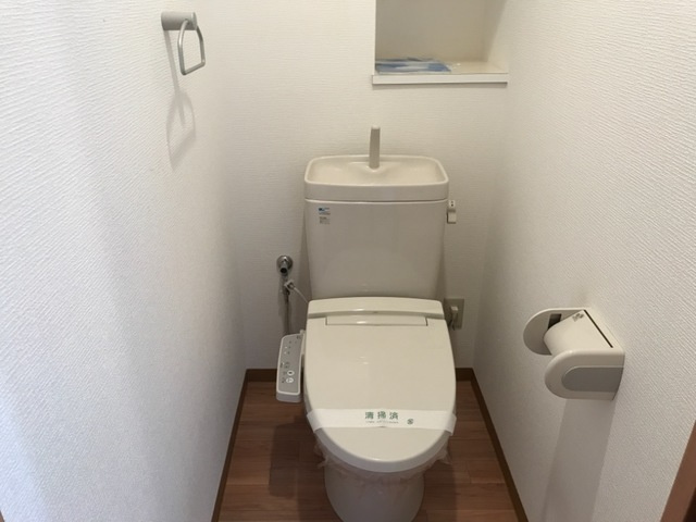 フォブールさなえのトイレ|シャワー付トイレ