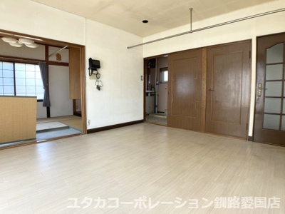 【居間・リビング】 | 厚岸町門静2丁目売家