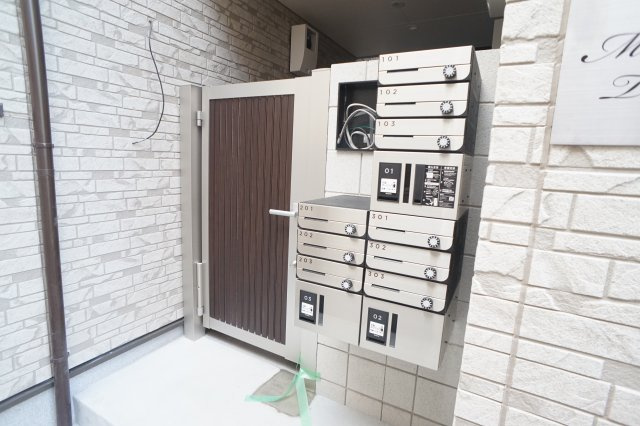 メゾン・ドゥ・アッシ津田沼のエントランス