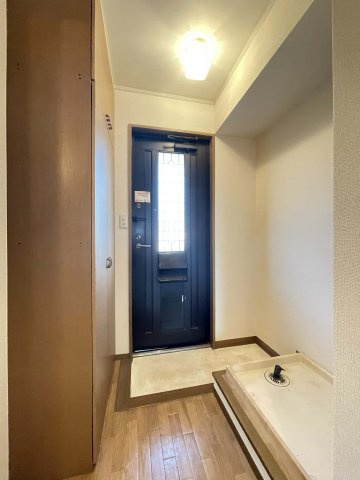 パークイースト・ウエストの玄関