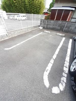 【駐車場】 | パーシモン | カースペースがあります