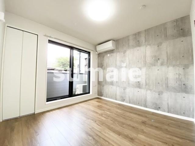 エクセラン大宮の居間・リビング|スタイリッシュな内装のお部屋！