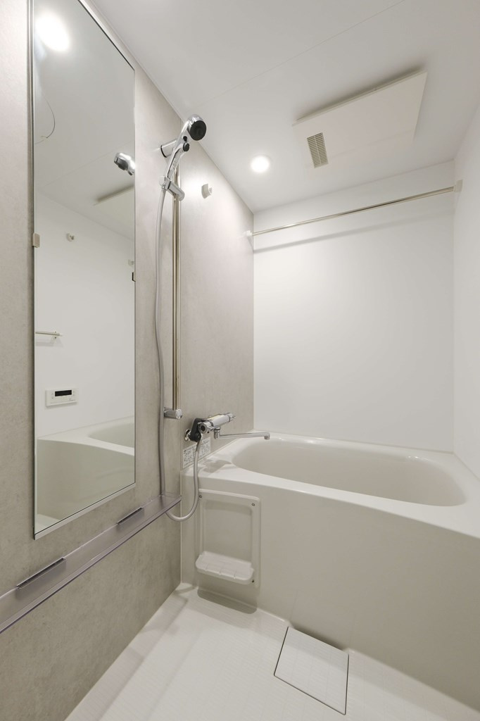 エンクレスト天神南PUREの浴室|きれいなお風呂です