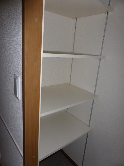 グラシュー　プラージュ　ミトマＧ棟の内装|明るい室内です