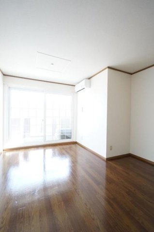 ラヴァーズ・ハウスⅠの居間・リビング