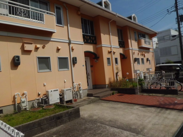 甲南ガーデニアの外観