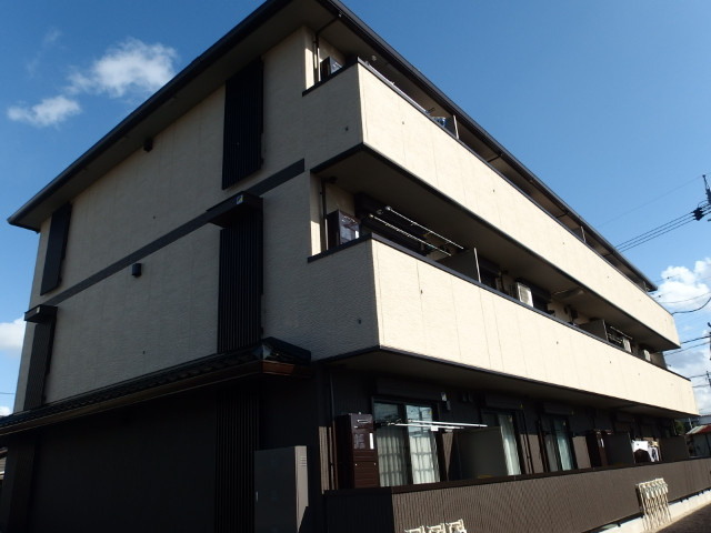 ケントスクエア七番館の外観