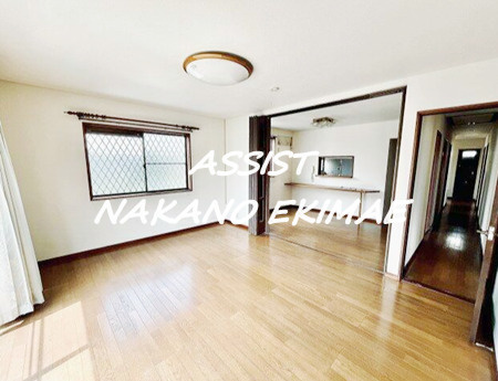 奥野邸の居間・リビング