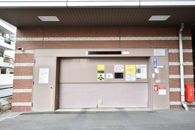 スカイレジデンシャルタワーズノースウィングの駐車場|■一人ひとりにあった資金計画やプランをご提案致します。「家を買って終わり」ではなく、「買ってからがスタート」と考え、ご提案します。ローンのご相談は私たちにお任せ下さい。