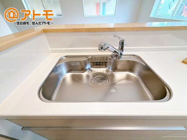 【設備】 | 田方郡函南町仁田第11　新築一戸建て　5号棟 | 広いシンクは使い勝手良好です♪