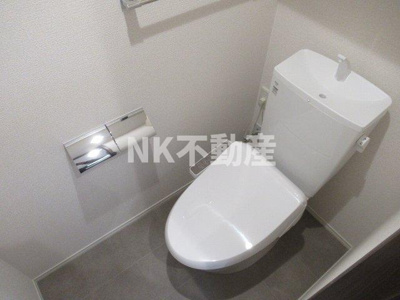 【トイレ】 | マニフィック御厨中（八戸ノ里賃貸） | ゆったりとした空間のトイレです