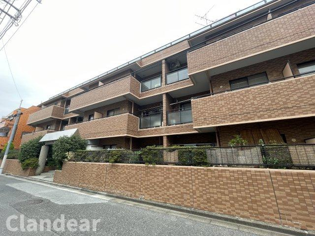 ライオンズマンション柴又の外観|ドキドキの新生活も、安心してスタート。ぴったりの住まいを見つけませんか？クランディアが一緒に住まい選びをサポートします‼　まずは、お気軽にお問合せください　＃クランディア