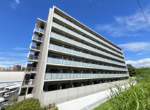 ファーストフィオーレ江坂ガーデンの画像