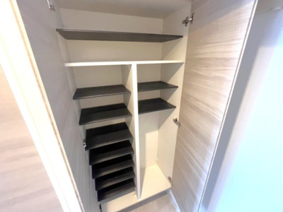 【収納】 | ファーストフィオーレ江坂ガーデン | シューズボックス★