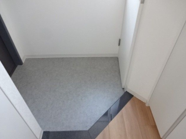 エステート南砂福島橋の玄関