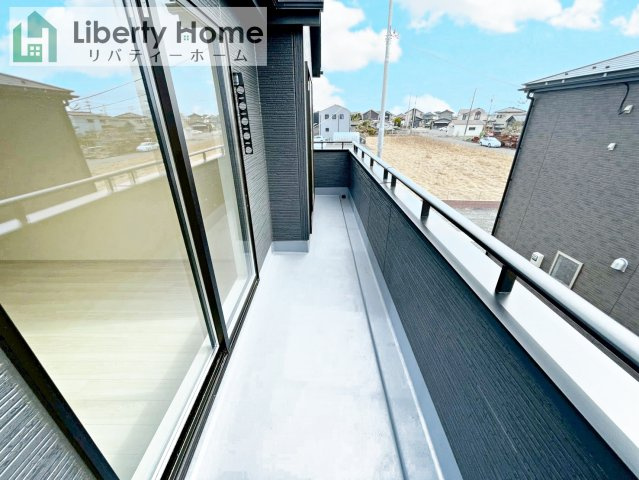 ひたちなか市田宮原1期　新築戸建　3号棟のバルコニー