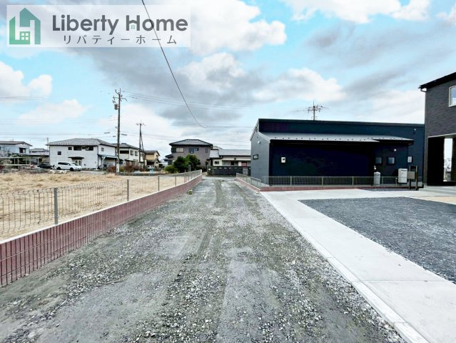 ひたちなか市田宮原1期　新築戸建　3号棟の駐車場