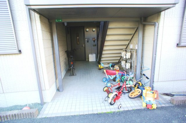 グリーンパーク大善寺II【キャッシュバック対象】のエントランス|エントランスです