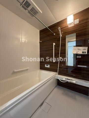 【浴室】 | 浴室乾燥機・追い焚き機能を備えた、設備充実の浴室がコチラです♪