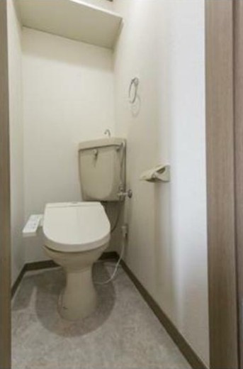 杉並区荻窪４丁目の賃貸マンションのトイレ