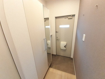 【玄関】 | アプローズ明晴Ⅱ | きれいな玄関です