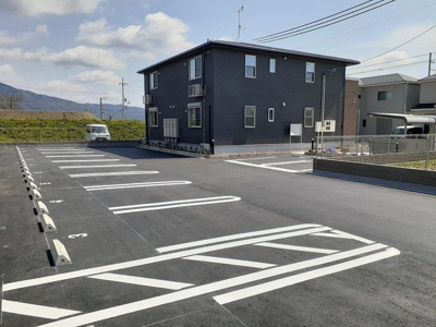 【駐車場】 | アプローズ明晴Ⅱ | 駐車場完備です