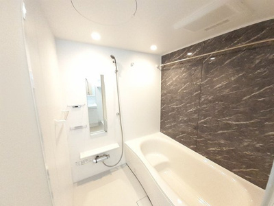 【浴室】 | アプローズ明晴Ⅱ | コンパクトで使いやすいお風呂です