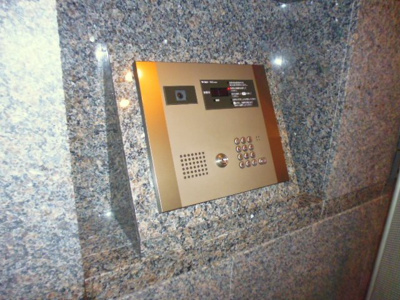 【セキュリティ】 | ルーブル中野新橋参番館 | オートロック付き。