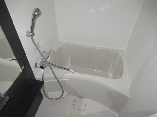 エステムコート神戸湊町の浴室|日々の暮らしに欠かせないお風呂です