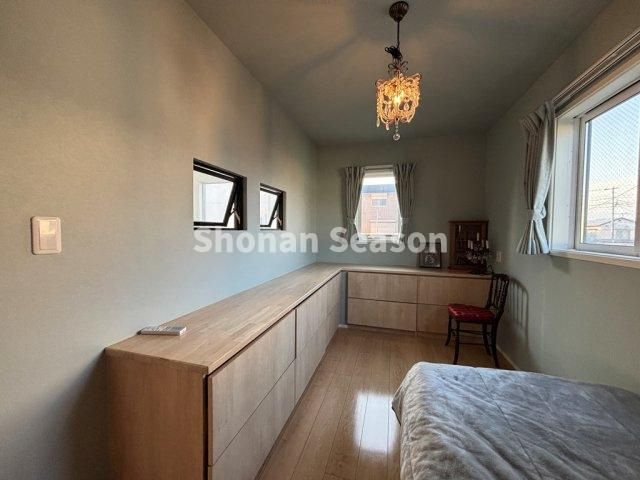 【洋室】 | WICを備えたお部屋もあるので、お洋服が好きなご家族も安心です◎