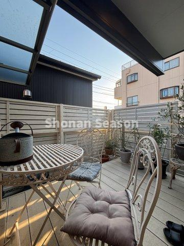 【設備】 | ウッドデッキでは、外からの目線を気にすることなく、おうち時間を楽しむことができます☆