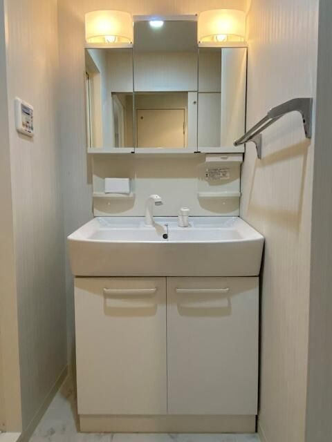 ランエージ新御徒町の洗面所