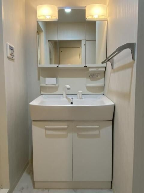 ランエージ新御徒町の洗面所