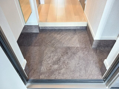 【玄関】 | ラフレシールＳ | 毎日通る玄関はこちらです