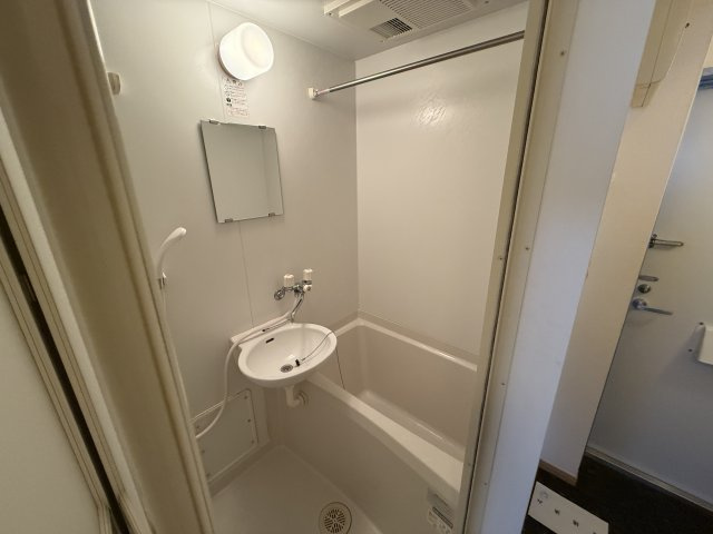 レジデンスローズの浴室