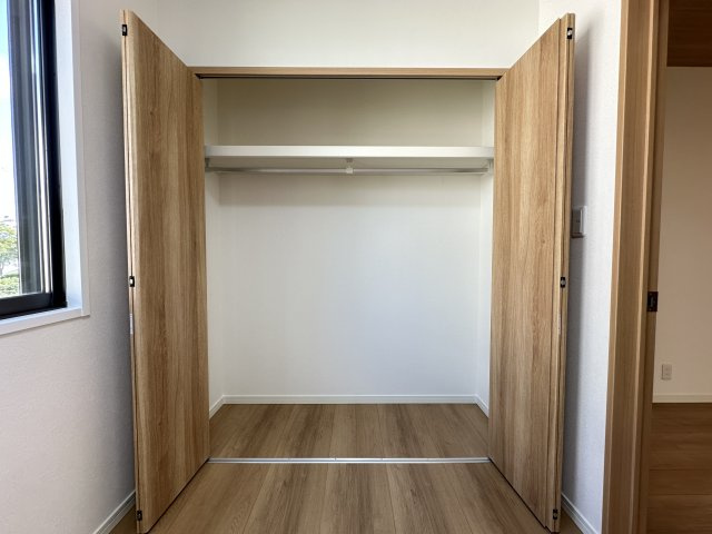 神戸市須磨区北落合2丁目戸建の収納