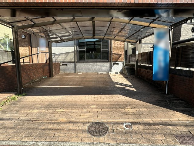 神戸市須磨区北落合2丁目戸建の駐車場