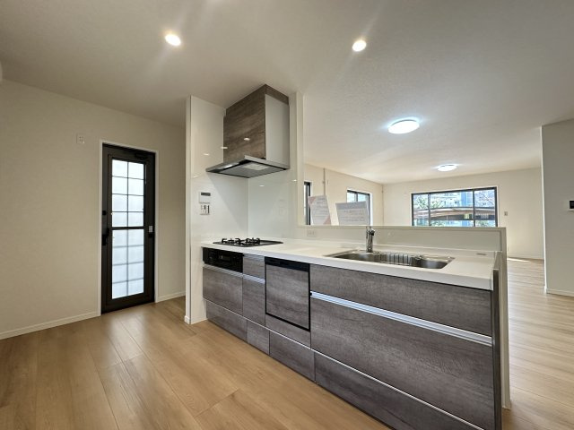 神戸市須磨区北落合2丁目戸建のキッチン