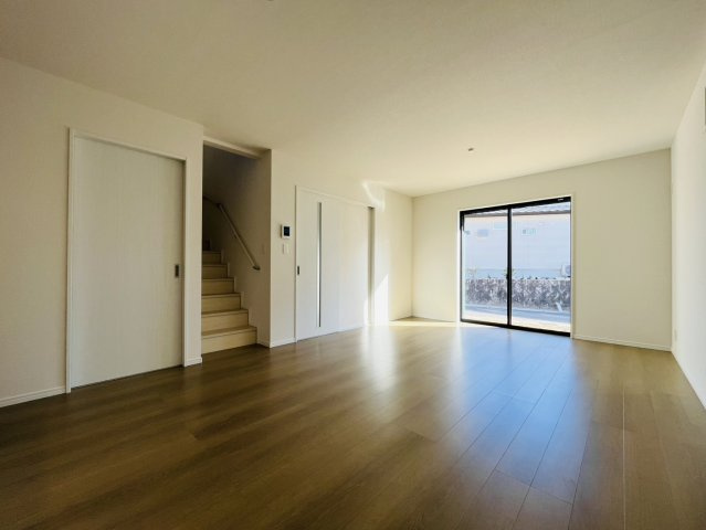 大府市桃山町1-363『仲介手数料無料』新築戸建ての前面道路含む現地写真