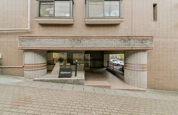 アプローズのエントランス