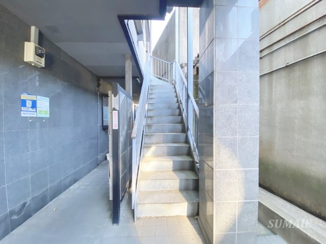 プレゼントコートのその他共用部分|共用階段です☆