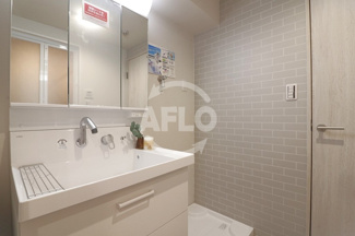 【独立洗面台】 | クローバーハイツ阿波座　明治小学校区