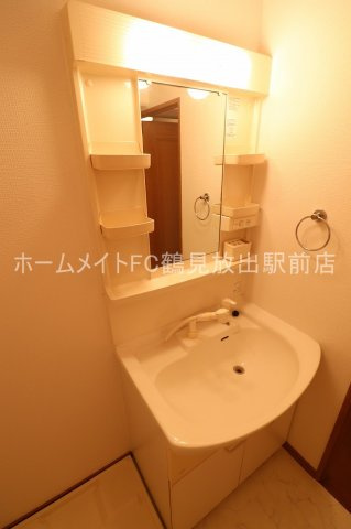 大阪市鶴見区放出東３丁目の賃貸マンションの独立洗面台