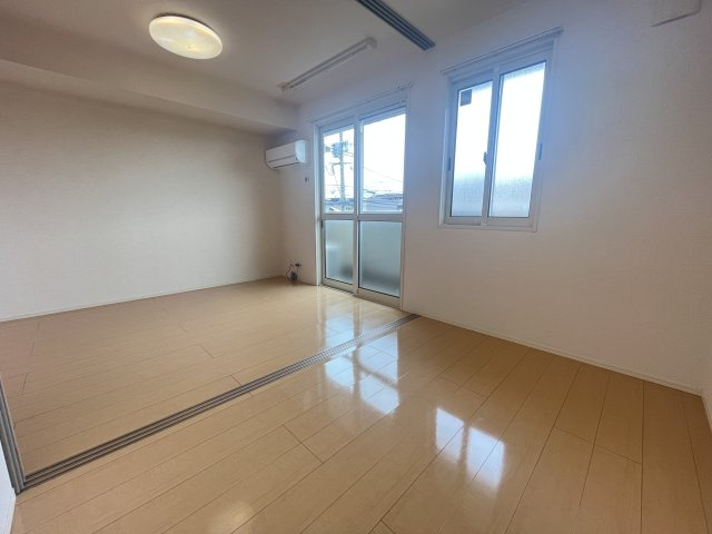 ルルディの内装