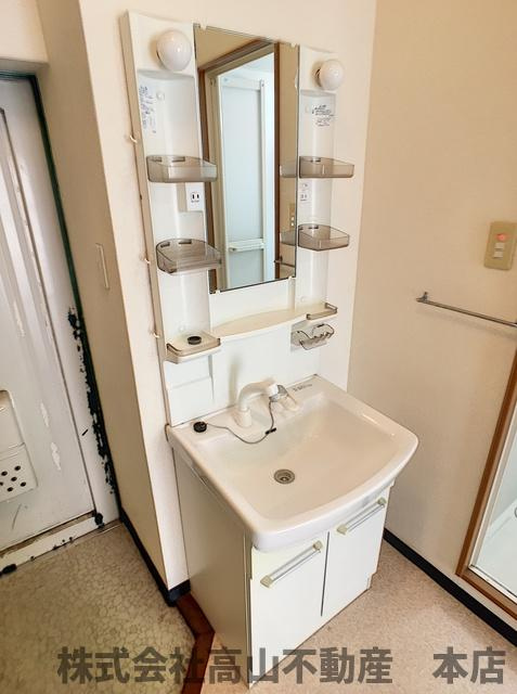 アネックス赤間の洗面所