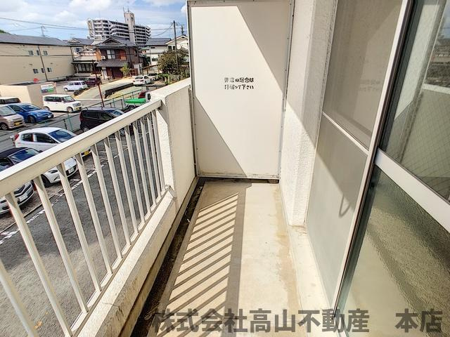 アネックス赤間のバルコニー