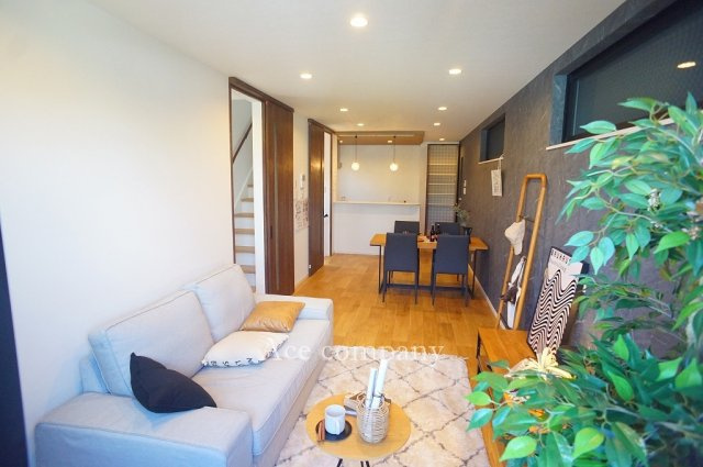 【居間・リビング】 | 東大阪市中小阪1丁目　【1号地/全2区画】 | 【LDK：約16.83帖】