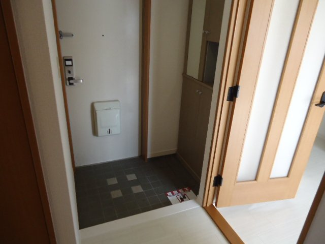 ガーデンヒルズＮの玄関|玄関