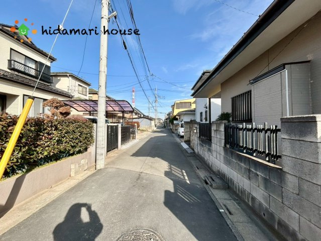 上尾市上第2　新築戸建　リーブル01の前面道路含む現地写真