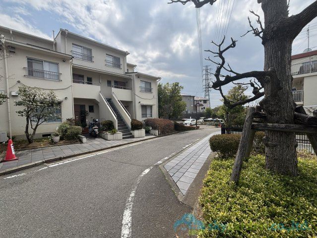 白金山団地　８号棟の周辺